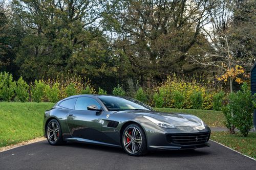 Ferrari GTC4 Lusso V12