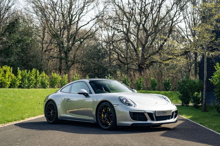 Porsche 991.2 Carrera 4 GTS